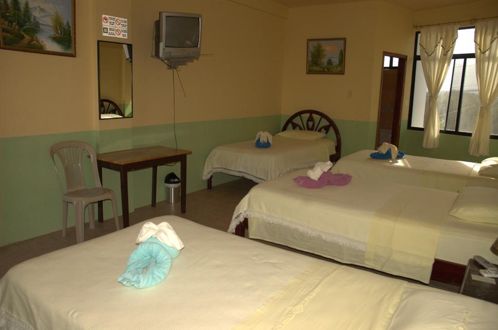 פורטו וילאמיל Hostal La Isla Del Descanso מראה חיצוני תמונה