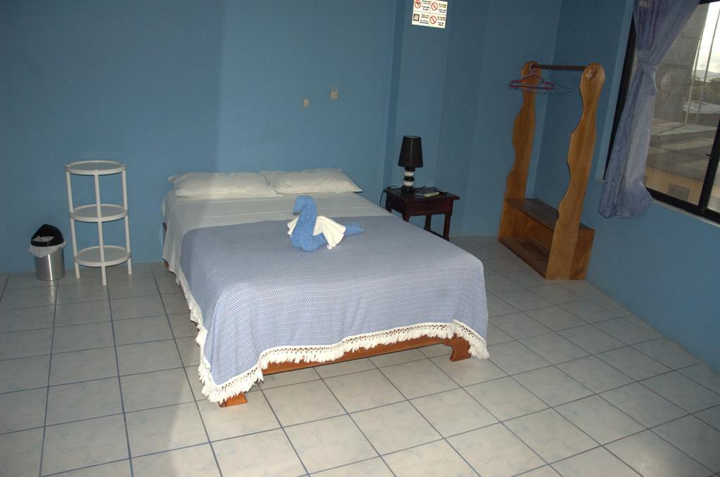 פורטו וילאמיל Hostal La Isla Del Descanso מראה חיצוני תמונה