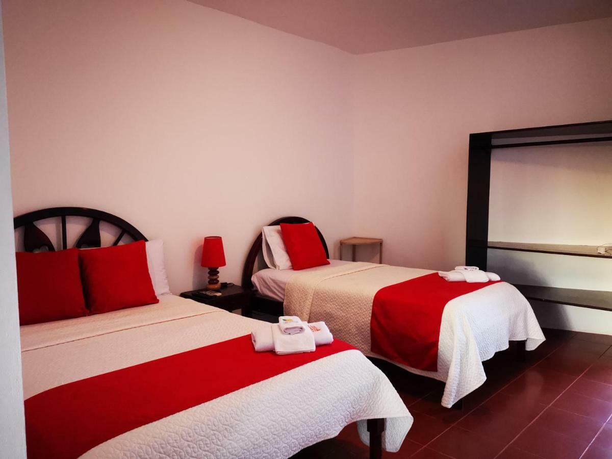 פורטו וילאמיל Hostal La Isla Del Descanso מראה חיצוני תמונה