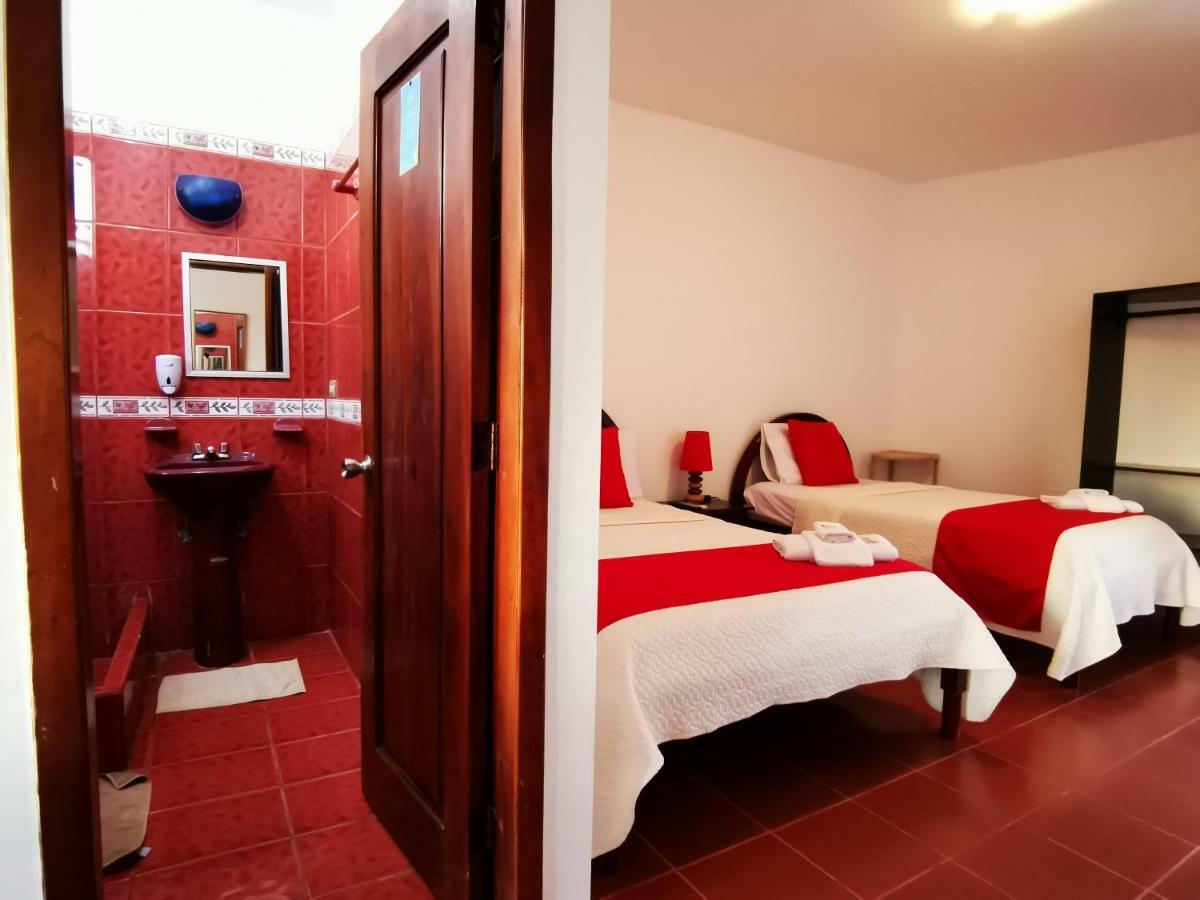 פורטו וילאמיל Hostal La Isla Del Descanso מראה חיצוני תמונה