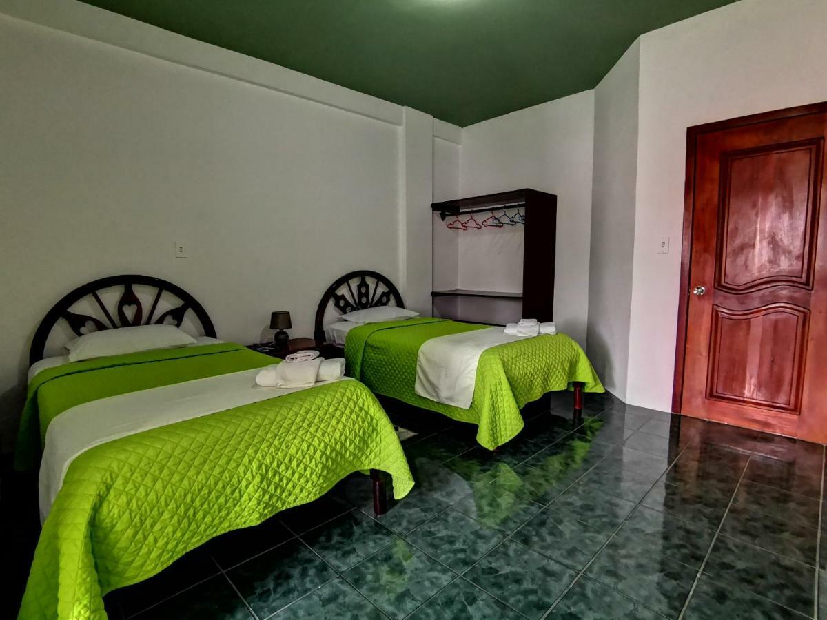 פורטו וילאמיל Hostal La Isla Del Descanso מראה חיצוני תמונה