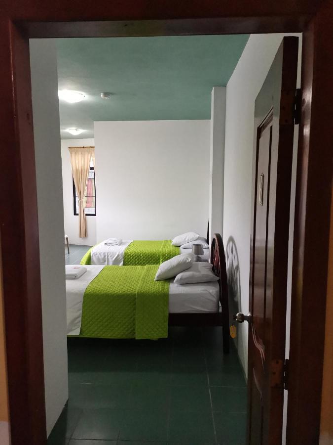 פורטו וילאמיל Hostal La Isla Del Descanso מראה חיצוני תמונה